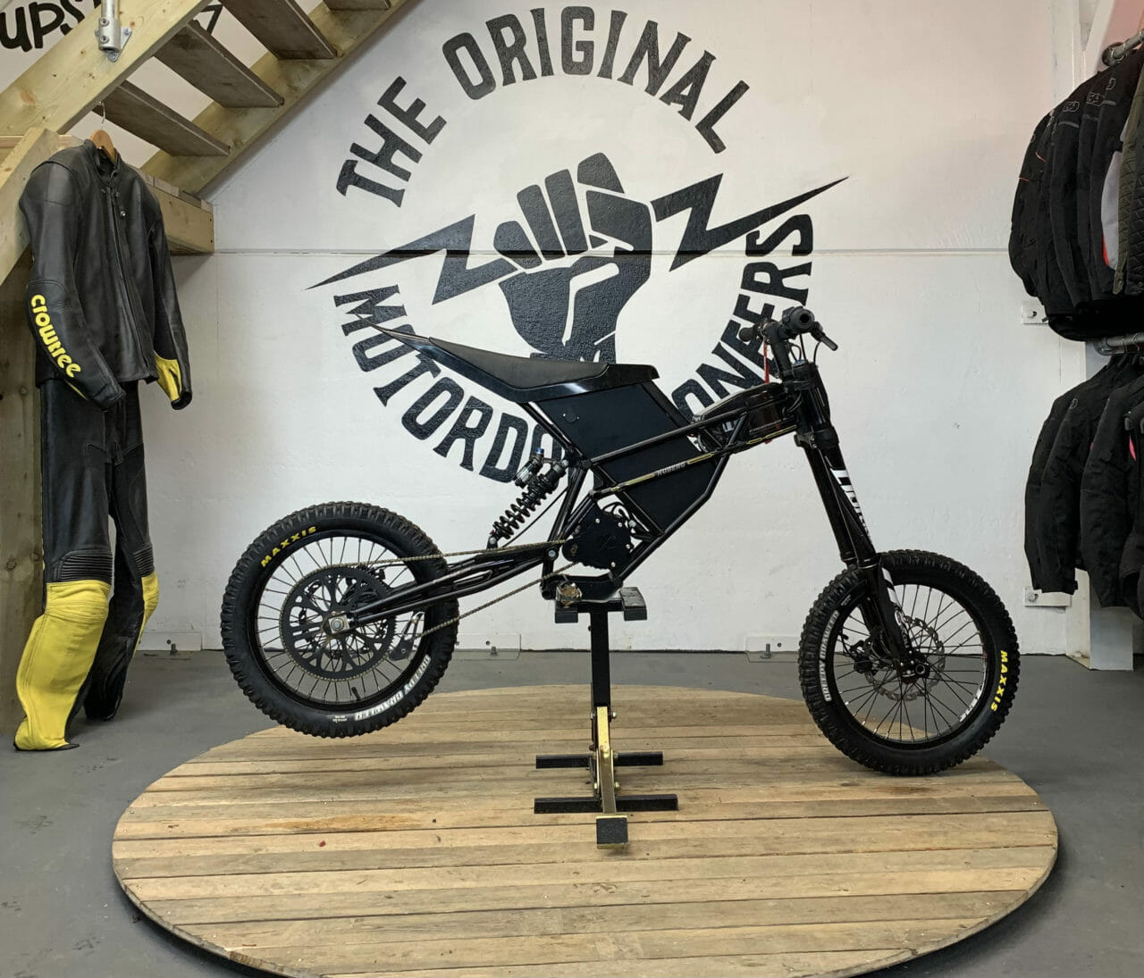 Curated visual reference: Used Electric Motorbikes For Sale By Owner Reference: Pre Owned Electric Motorbikes Used Electric Motorcycles For Sale
