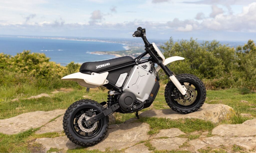 LiveWire S4 Honcho Trail parked on a coastal clifftop